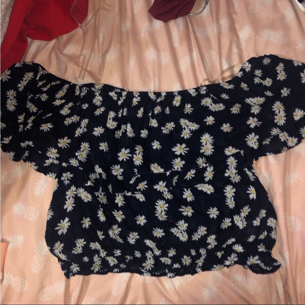 american eagle off the shoulder top